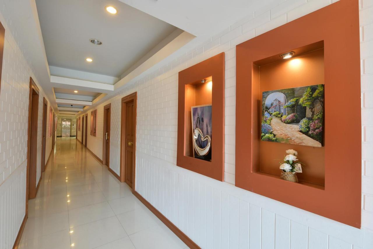 Oyo 109 Ozone Prime Pattaya Otel Dış mekan fotoğraf